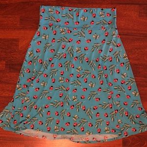 LulaRoe Blue ladybug print skirt